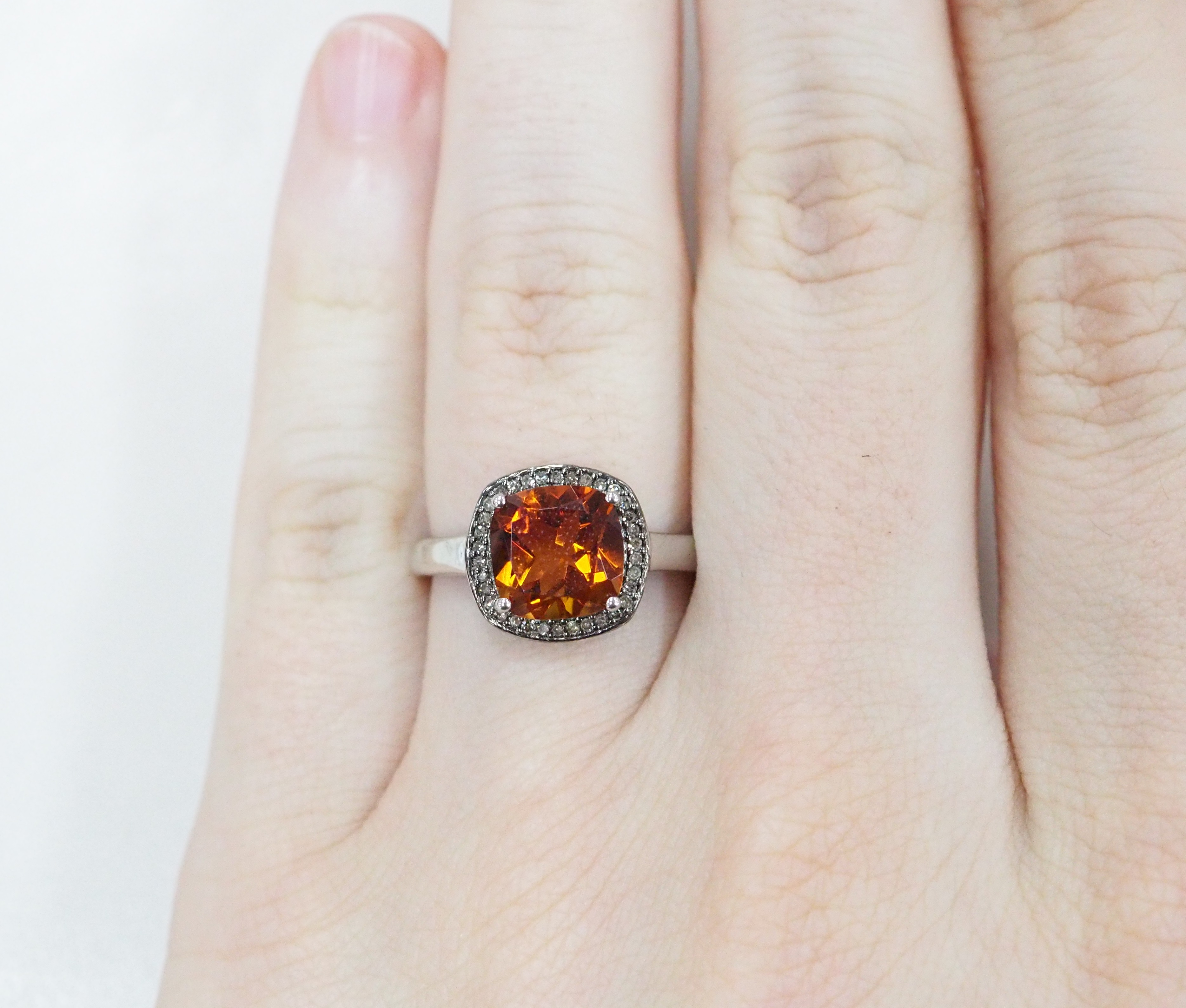 Серебряное кольцо с цитрином Мадейра